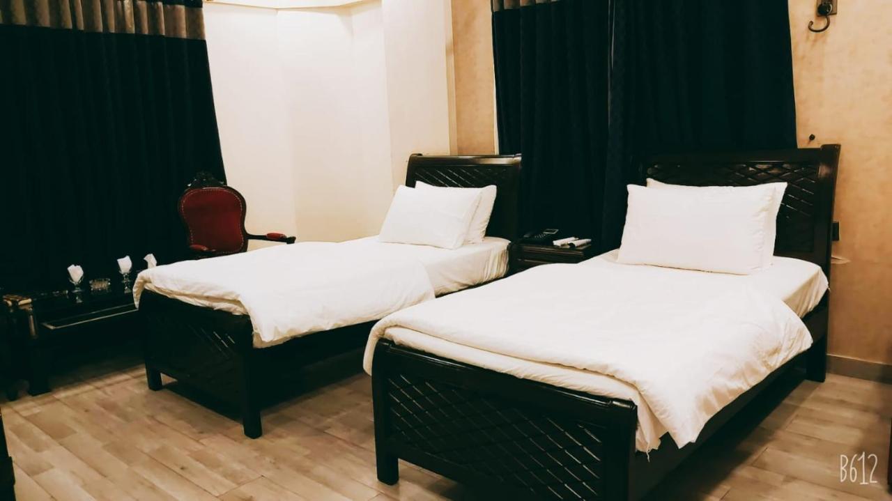 Elet Business Hotel Karachi Eksteriør billede